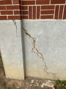 Foundation-cracks-or-sinking-foundation