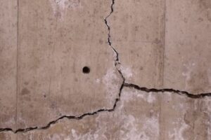 basement-wall-cracks-seal-tite-basement-waterproofing-3